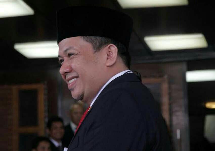 57fahri hamzah (es)_1466658792234.jpg